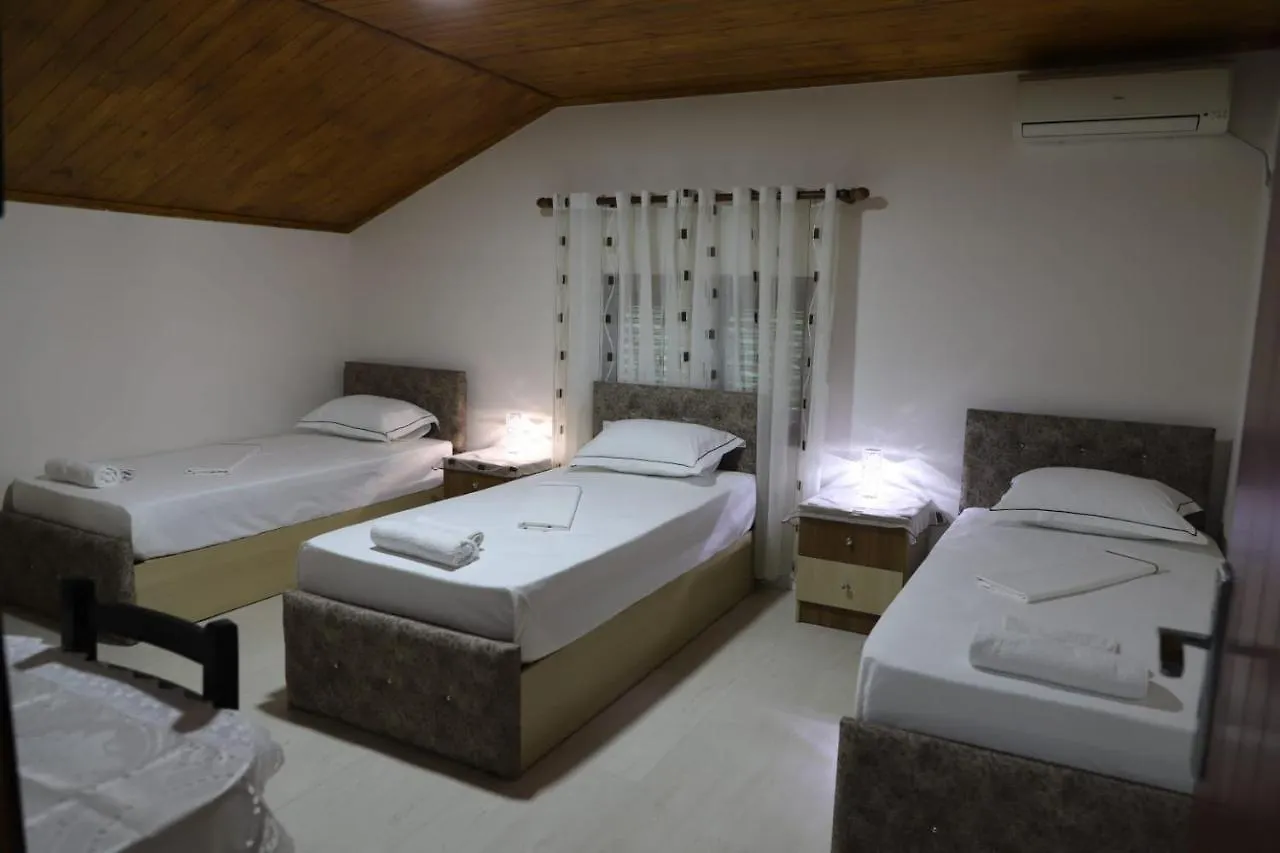 Guest House Bumbli Berat Albanie